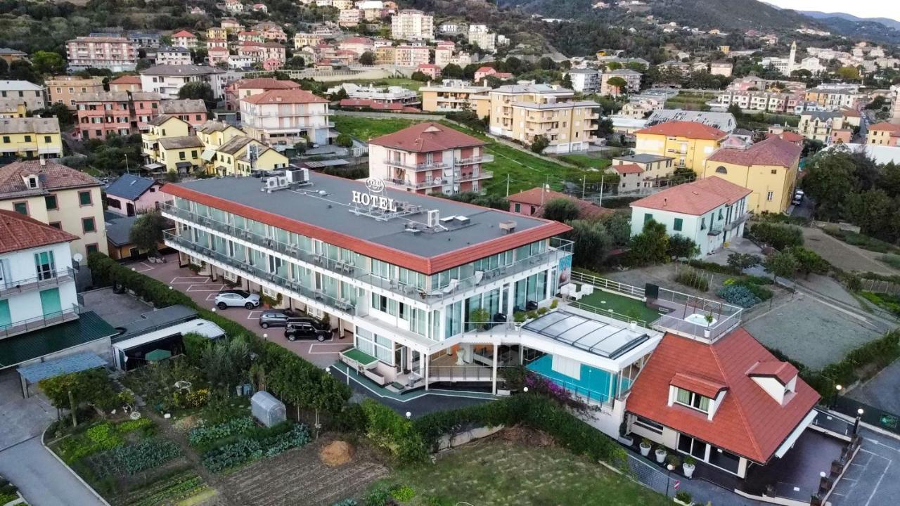 Poggio Hotel Arenzano Buitenkant foto